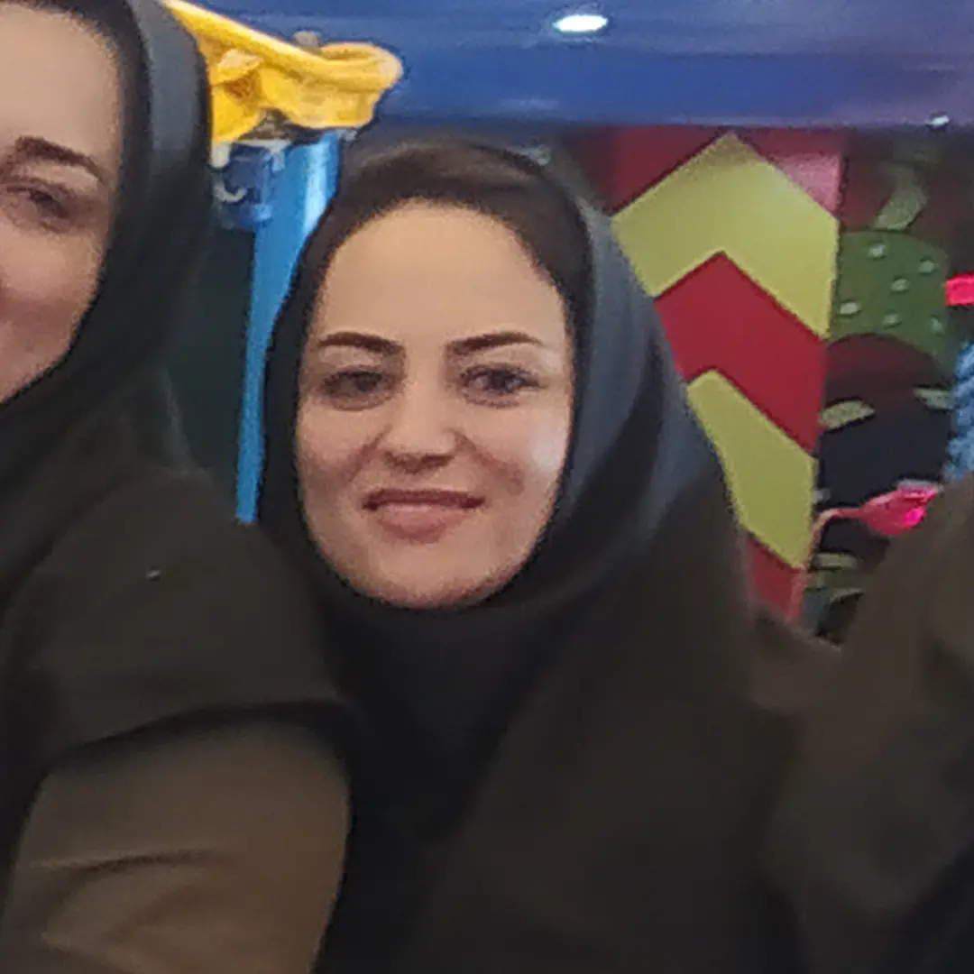 خانم احمدیان