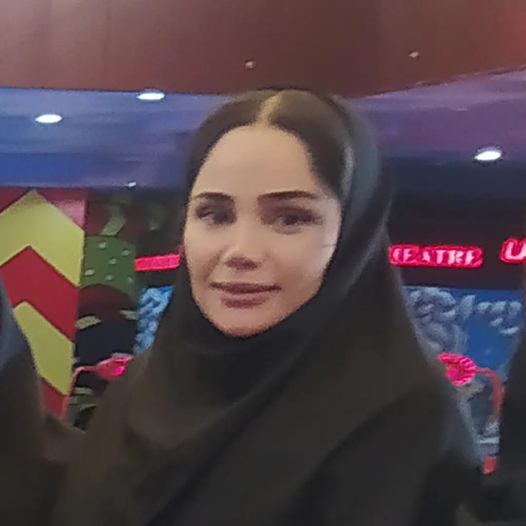 خانم کریم زاده